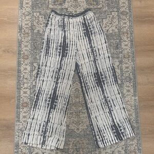 Fifteen Twenty Navy and White Pants